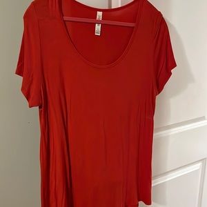 Orangey coral classic tee